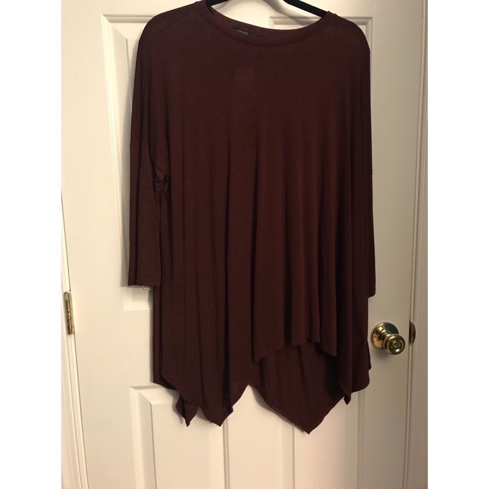 Burgundy knitted top